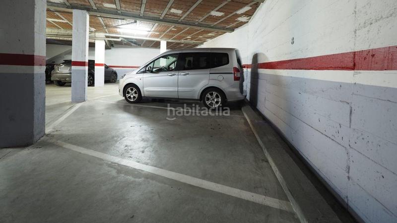 Foto e4f5c4aa-78f5-4e9b-8000-5c48e080bfbb. Aparcament cotxe a Centre Roses