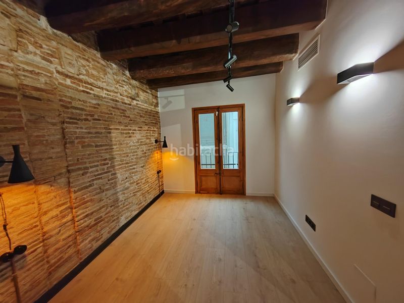 Foto e5cd4d57-0fc9-4fd1-89c2-5d84a60a87c1. Pis a Gòtic Barcelona