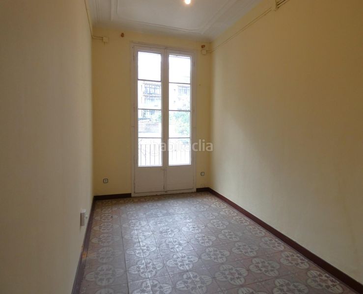 Foto c90eeca8-c711-4b53-a89b-68c460a71502. Pis a Dreta de l´Eixample Barcelona