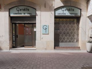 Lloguer Local Comercial a Centre. Local comercial con salida de humos en figueras centro