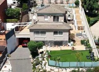 Chalet in Mas Ram. Magnífica villa más ram privacidad total y espacios multifuncion