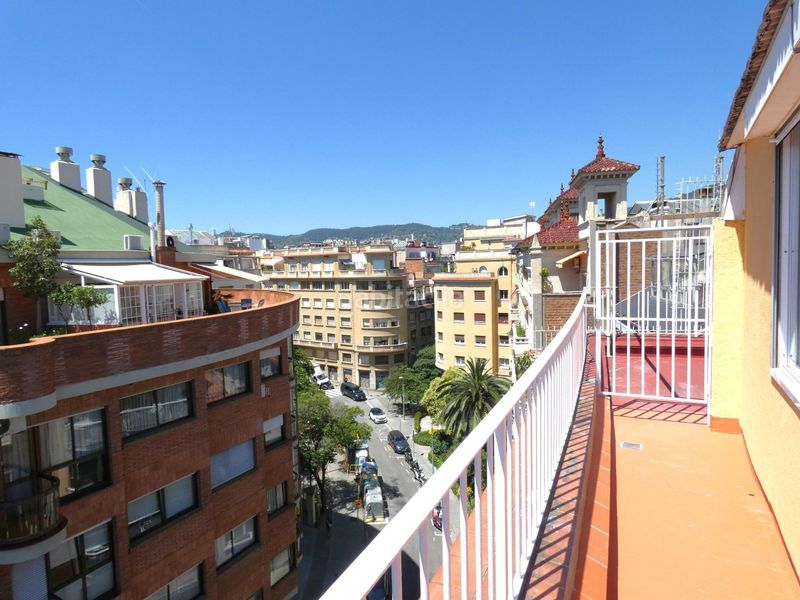 Foto 80ef1889-7021-470a-a221-39ea1064cf3b. Alquiler ático espectacular áticodúplex de 236m2 con vistas panorámicas en sant gervasigalvany en Barcelona