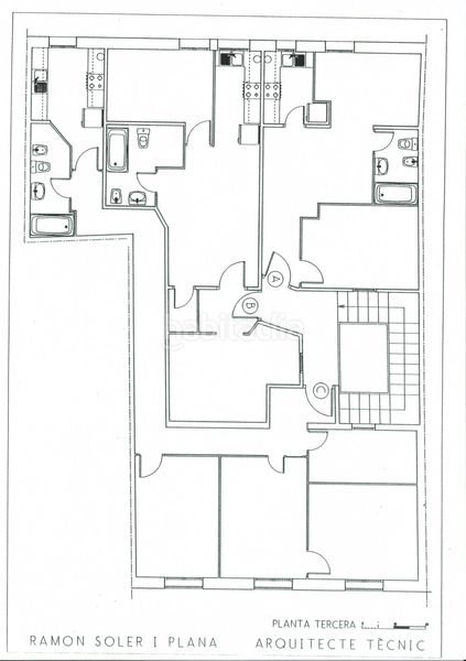 Foto 3a6253d3-a648-4c2d-aff7-63e51f531d7a. Edificio in Olot