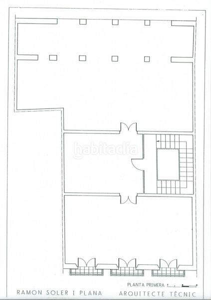 Foto 9852225d-5ac8-4c78-b421-8d5f077c9eb7. Edificio in Olot