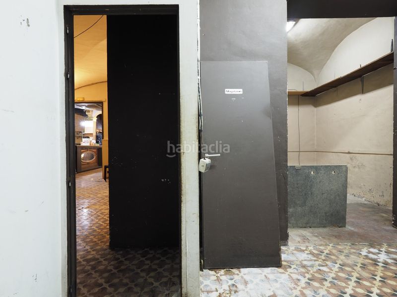 Foto a8dd2b08-e859-42ff-91f4-04a3718007f7. Edificio in Olot