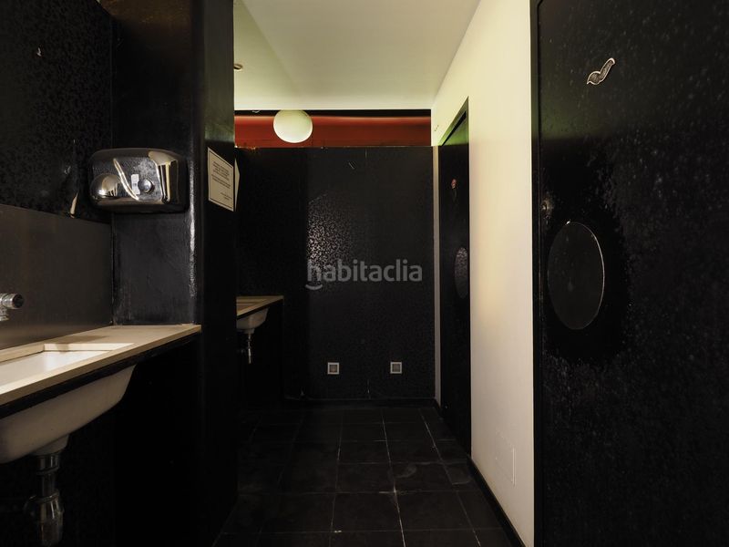 Foto dd4a886a-56fe-430c-be9e-107567d5b7f9. Edificio in Olot
