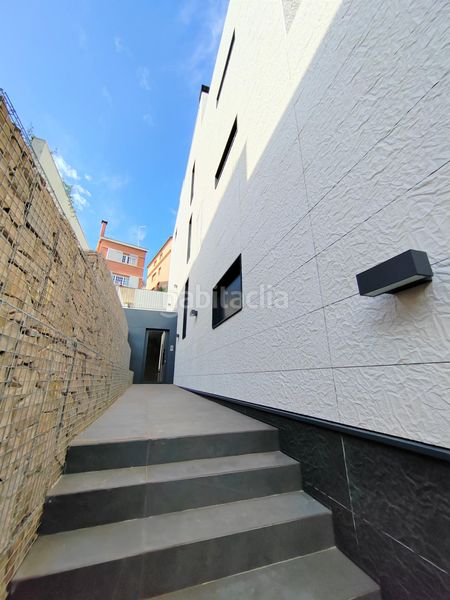 Foto 5a4c1420-f3cf-478f-83a8-e0fc8180de06. Piso en passeig maragall 291 piso con piscina privada de 171 m2 52 m2 de superficie exterior y 119m2 construidos. en Barcelona