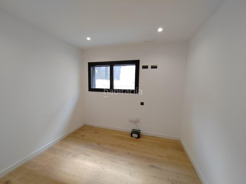Foto 64fbf7ac-eb37-4178-bc44-505103817fcf. Piso en passeig maragall 291 piso con piscina privada de 171 m2 52 m2 de superficie exterior y 119m2 construidos. en Barcelona
