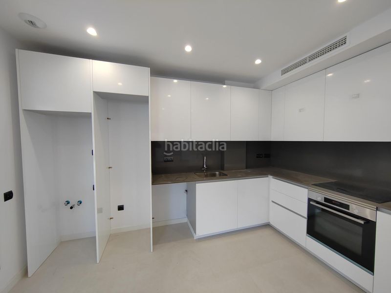 Foto 94b2fac3-b78c-4282-b17f-92ea1d2869f5. Piso en passeig maragall 291 piso con piscina privada de 171 m2 52 m2 de superficie exterior y 119m2 construidos. en Barcelona