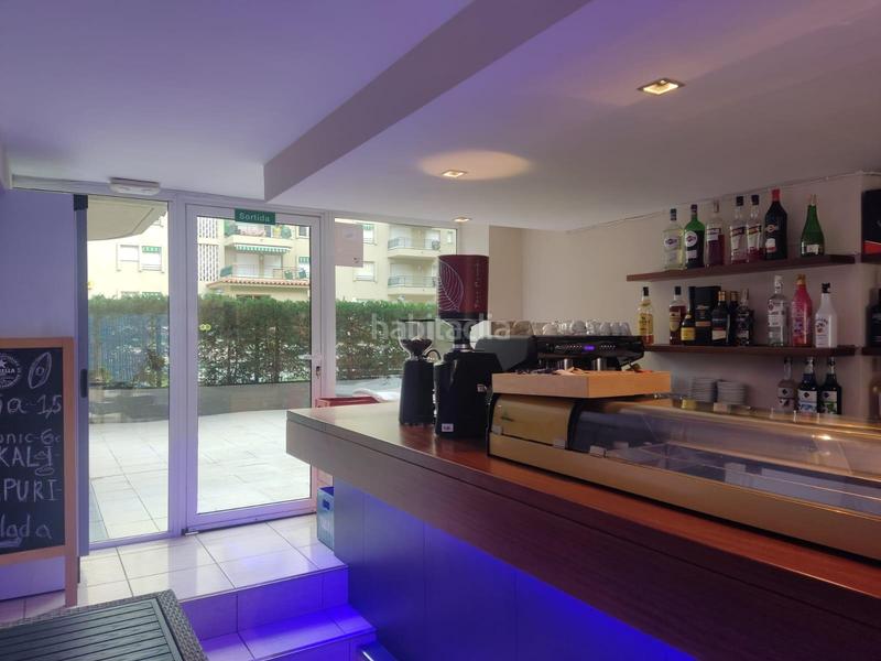 Foto fbe4958d-8ba7-49ef-ad77-bd22d96762be. Local comercial barrestaurante en venta en platja daro en Sant Feliu de Guíxols