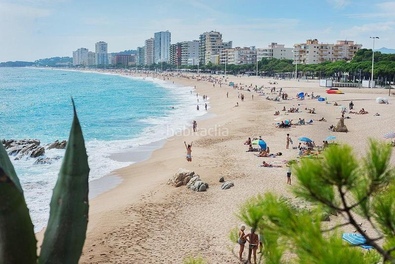 Foto d9bbb515-9769-40c3-b430-a844160f117e. Local comercial a Centre-Platja Platja d´Aro