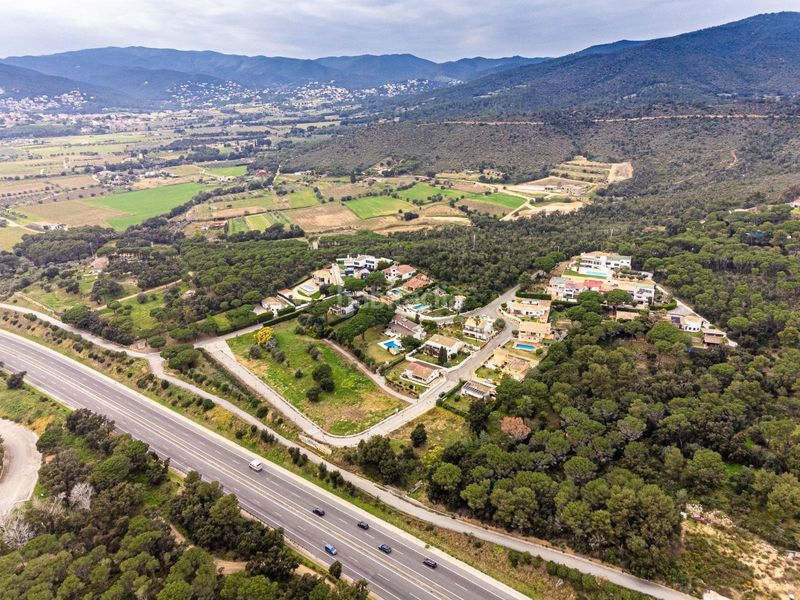 Foto c62de04e-8e5e-4bbd-bd79-998c77f3e067. Terreny residencial a Puig Ses Forques - Torre Colomina Sant Antoni de Calonge