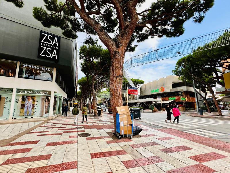 Foto 8a78d01d-f30f-492d-91a9-f18c6722e1cb. Casa adossada amb calefacció aparcament a Centre-Platja Platja d´Aro