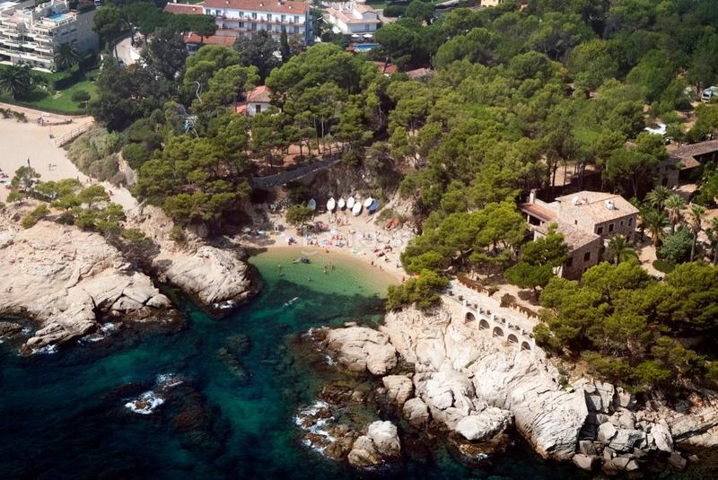 Foto f8d3c8c0-e9dc-429a-932d-d703537db3ab. Casa adossada amb calefacció aparcament a Centre-Platja Platja d´Aro