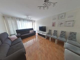Etagenwohnung in Santa Cristina Poble. Piso reformado en el corazón de santa cristina daro  listo para