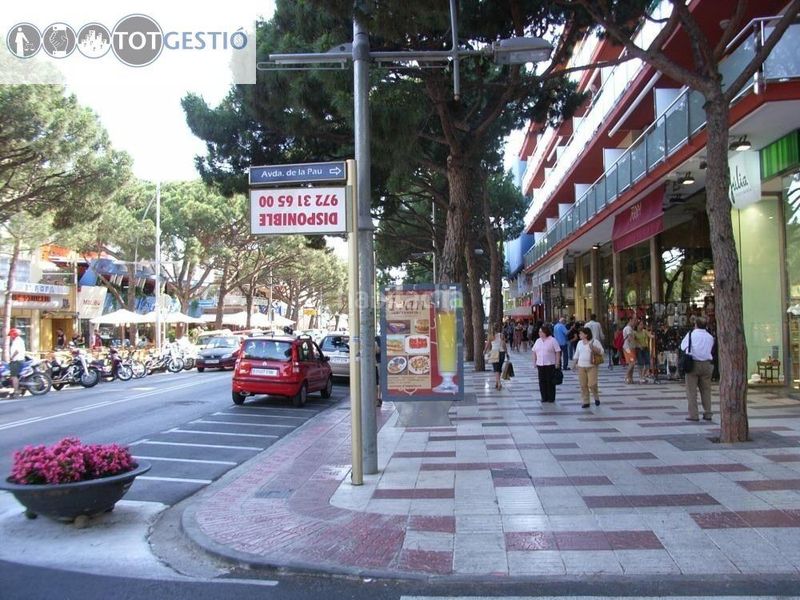 Foto 13ec1424-d06a-4afc-8c2c-0997ee0c8779. Lloguer local comercial a Centre-Platja Platja d´Aro