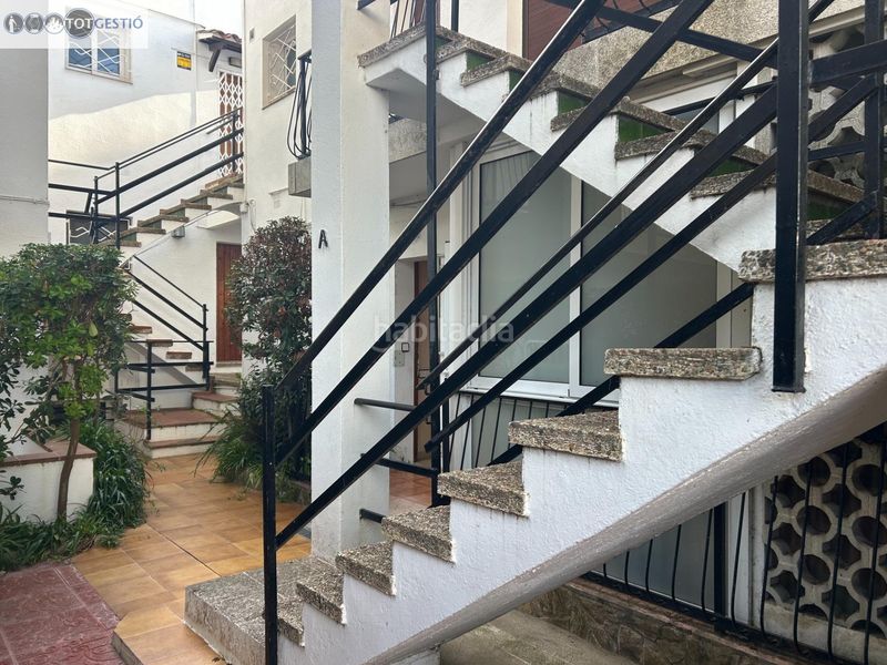 Foto 61463453-4158-4ce2-a0de-a85c55bf9bd0. Pis amb aparcament a Centre-Platja Platja d´Aro