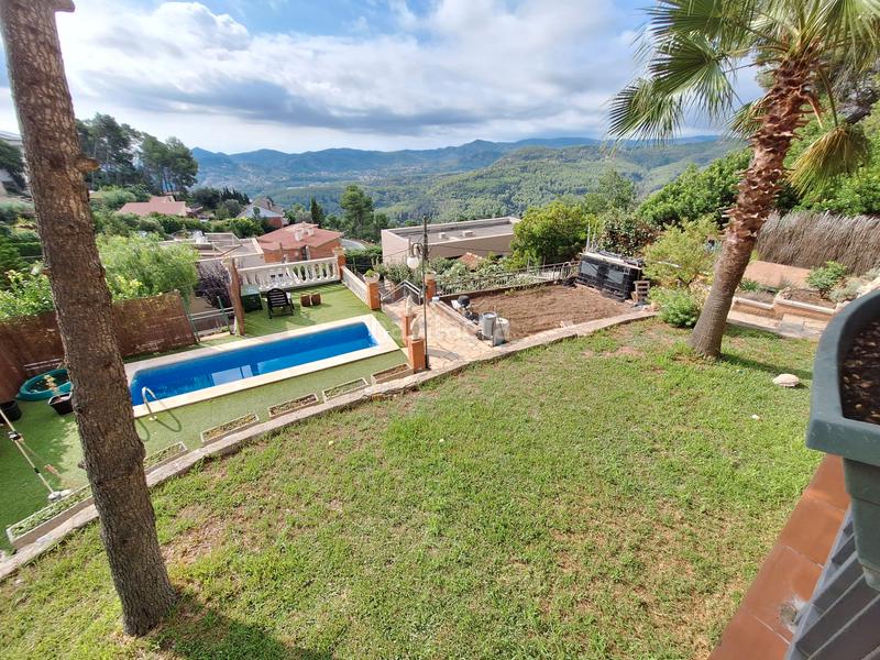 Foto f5be22c3-2ff4-413c-9297-2e14904c8062. Maison dans via bellavista 80 dans Pallejà