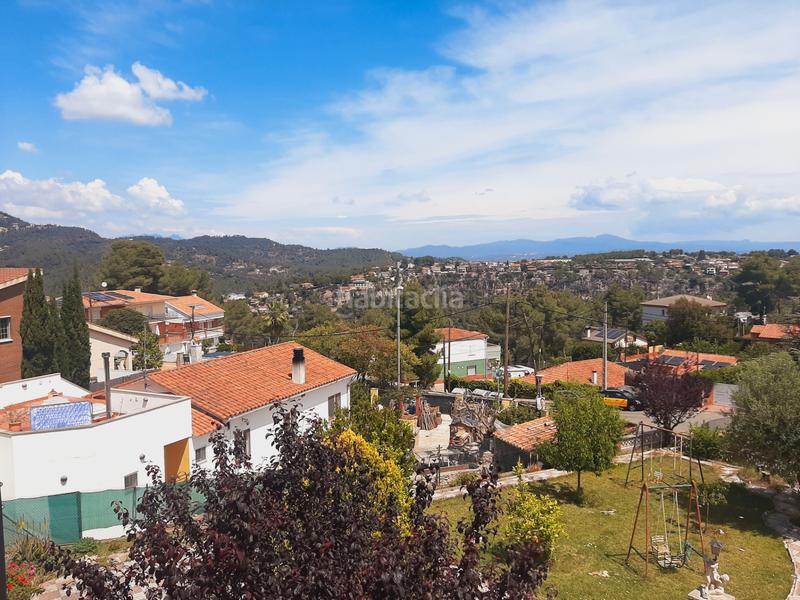 Foto 0a7eec5c-3e64-44e9-8f66-c11e1251c29e. Chalet mit kamin heizung parking in Cervelló