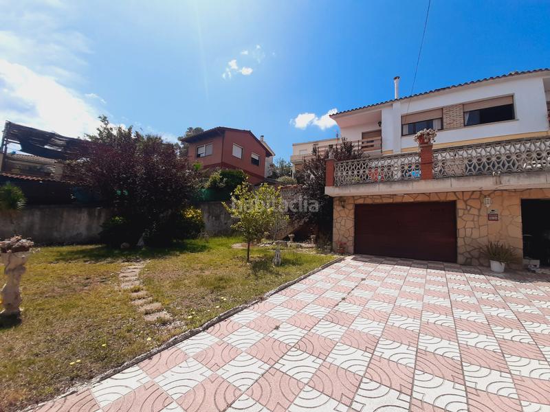 Foto bdc09040-be8b-459f-8ff3-5d35ce31ecd6. Chalet mit kamin heizung parking in Cervelló