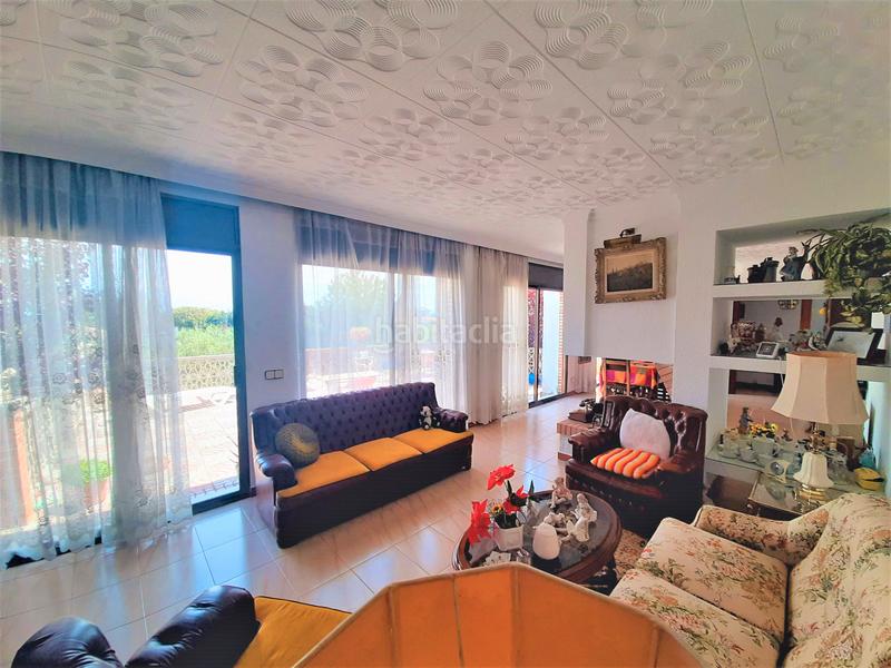 Foto c04ad621-546b-4074-97a1-7be2d3810280. Chalet mit kamin heizung parking in Cervelló