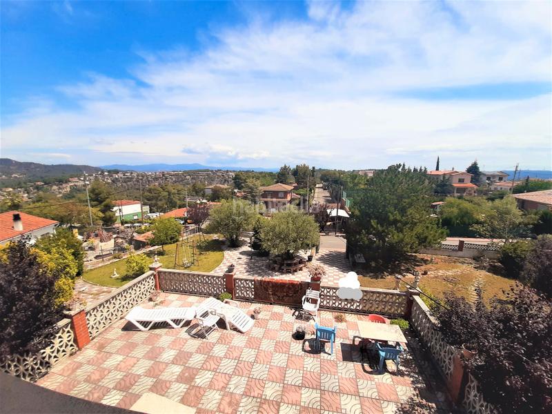 Foto d6a084db-87fb-4e83-9ea6-44895d3e8c88. Chalet mit kamin heizung parking in Cervelló