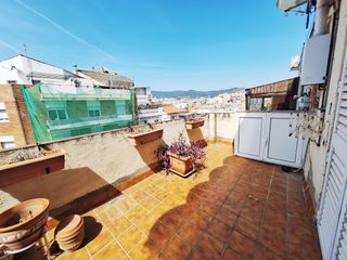 Penthouse  Carrer del greco. Sobreatico con terraza 12m2