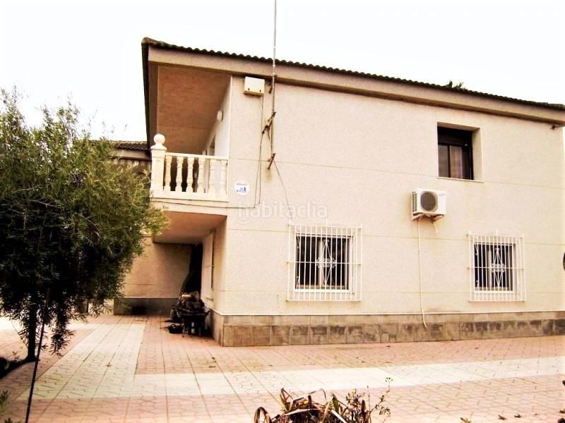 Foto 9496944b-0199-486e-8214-dbd077ba48ae. House with parking in Perleta - Maitino Elche / Elx