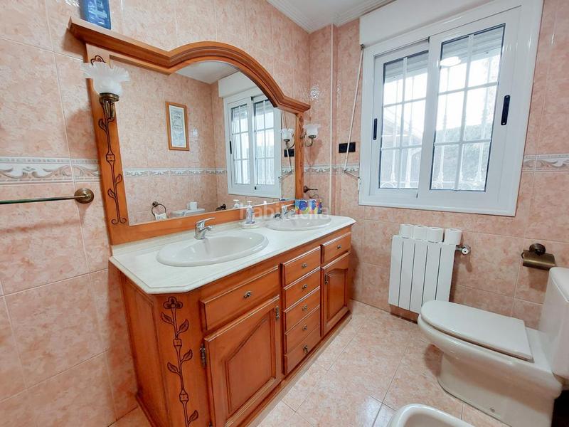 Foto 0504f91f-5aeb-4c0e-9eaf-6b7087618a7e. Maison avec parking dans Ciutat Jardí - Torreta Verdí Elche / Elx