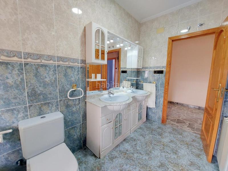 Foto 28f64e90-12f9-4c2a-901d-16bc8fa24371. Maison avec parking dans Ciutat Jardí - Torreta Verdí Elche / Elx