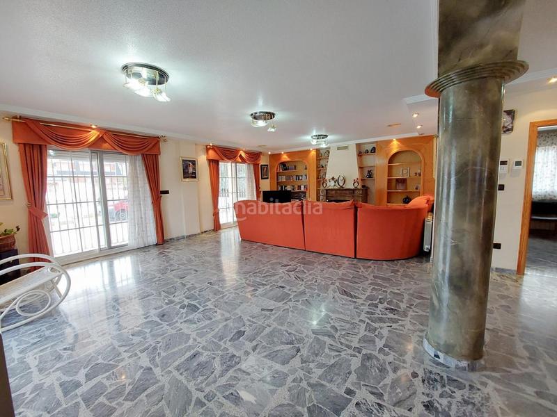 Foto 6b1c56a0-91ce-4bd1-afb0-bf2239bf4b11. Maison avec parking dans Ciutat Jardí - Torreta Verdí Elche / Elx