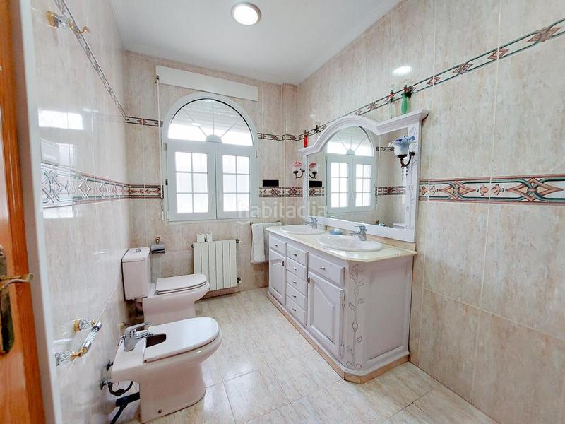 Foto 86641b2f-0582-4447-a56c-a9044dfe9625. Maison avec parking dans Ciutat Jardí - Torreta Verdí Elche / Elx