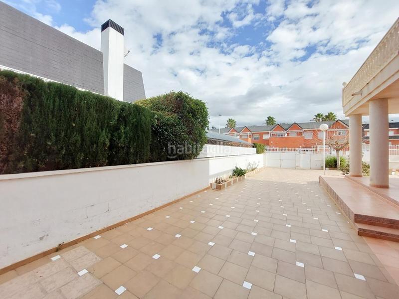 Foto b3e4b99d-80ec-40fa-ab6a-bf4395c69980. Maison avec parking dans Ciutat Jardí - Torreta Verdí Elche / Elx