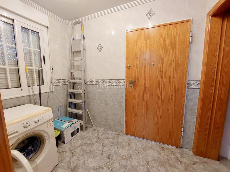 Foto b9ee4de1-6f1d-4cc8-b12e-31dea12d746e. Maison avec parking dans Ciutat Jardí - Torreta Verdí Elche / Elx