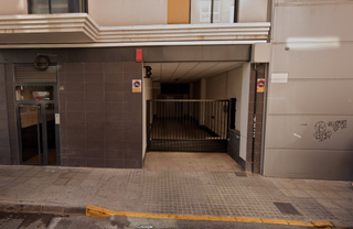 Miete Autoparkplatz in Altabix. Alquiler plaza de garaje  altabix