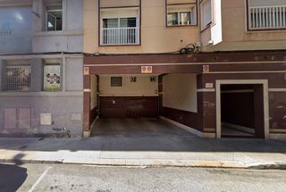Location Parking voiture à Altabix