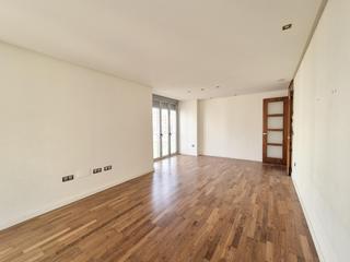 Pis a Plaza Crevillente - Antiguos Juzgados - El Asilo. Espectacular vivienda zona puente de la virgen