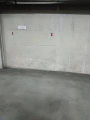 Lloguer Aparcament cotxe  Carrer angel. Alquiler plaza de garaje para moto en el centro