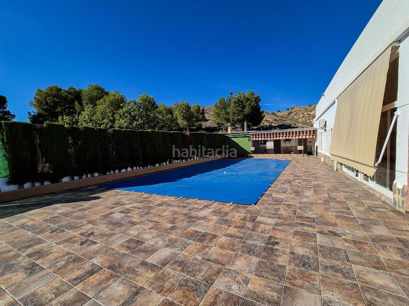 Foto 09571fb2-a2fa-4f83-96b7-e1e206eb8bff. Casa encantador chalet en urbanizacion bonavista en Elche / Elx