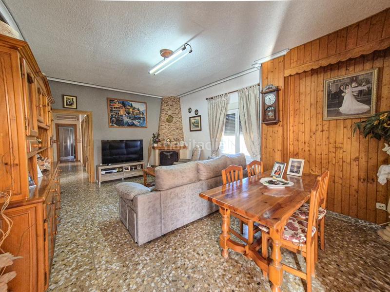 Foto 4a227a25-c89e-4ba1-9c8e-76de60ccdac1. Casa encantador chalet en urbanizacion bonavista en Elche / Elx