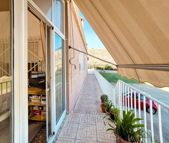 Foto f497e60f-919f-4ec1-beb7-4e0ce1ccb75f. Casa encantador chalet en urbanizacion bonavista en Elche / Elx