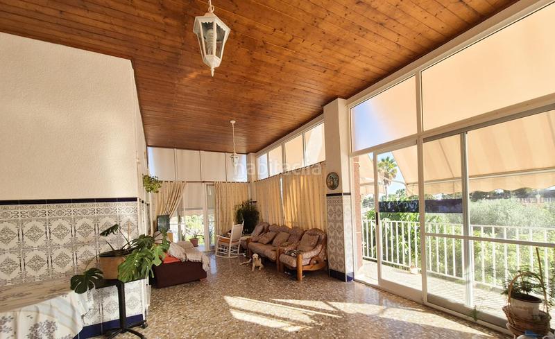 Foto fae8d052-f13e-408c-967d-6b34fa3cfac4. Casa encantador chalet en urbanizacion bonavista en Elche / Elx