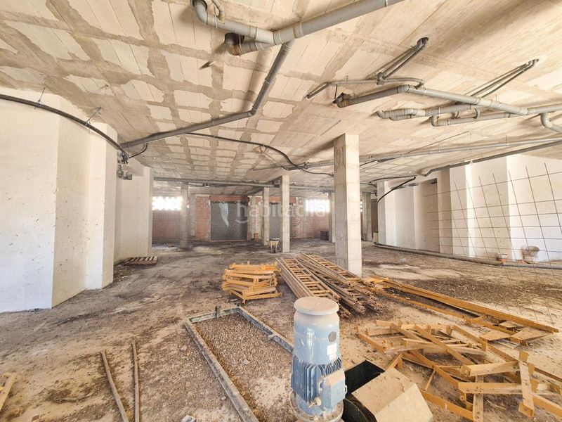 Foto c0f079a5-56ba-48ea-8cc1-fa9e621f6726. Rent business premise in Altabix Elche / Elx
