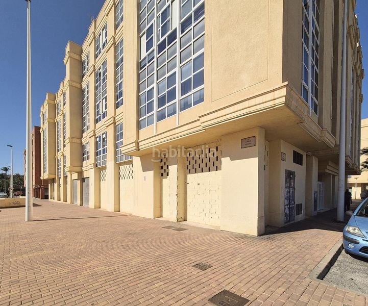 Foto ec8d9cd8-2ab7-4320-beaf-9f2ecc0c5d60. Rent business premise in Altabix Elche / Elx