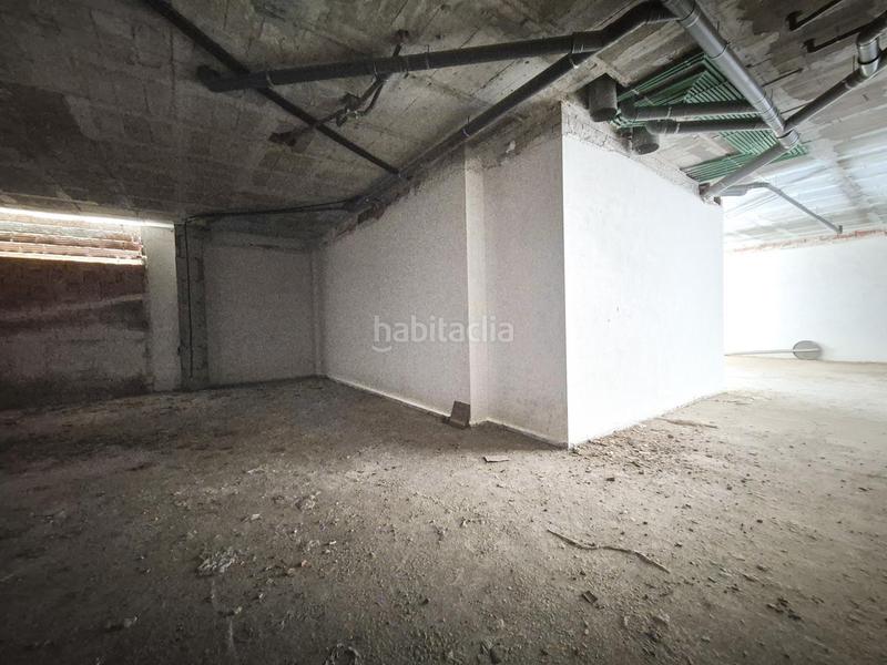 Foto f5d002d0-43cb-42f4-ba77-acc2a4747f1c. Alquiler local comercial oportunidad única! local en alquiler zona universidad en Elche / Elx