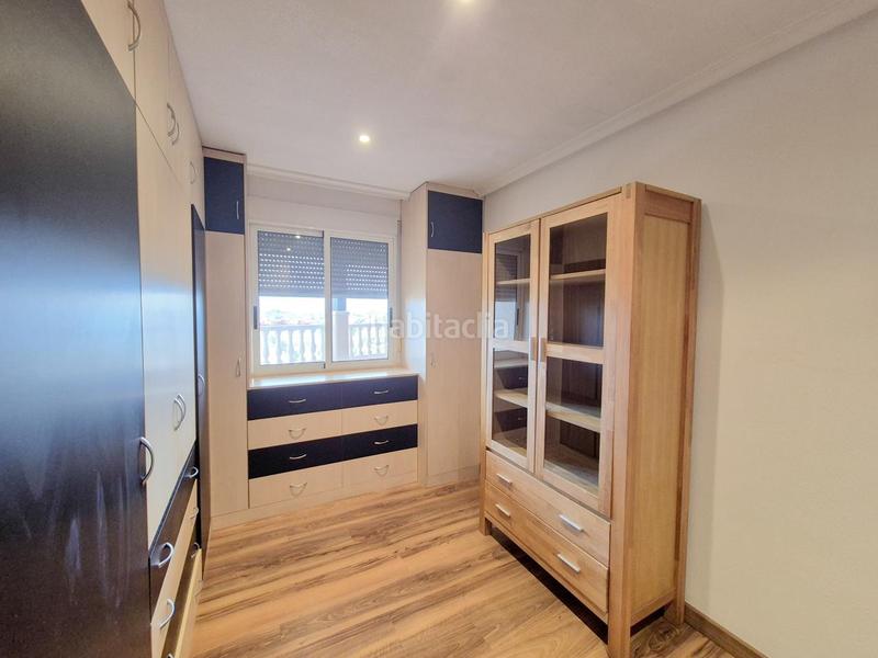 Foto 99e15914-8025-4e5e-bfa6-0f944af95d02. Location appartement avec parking dans El Travaló - Martínez Valero Elche / Elx