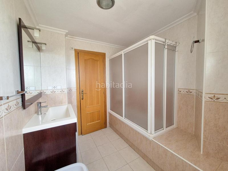 Foto db497f62-7f0c-4a1b-baf6-b3b2aa8a9d12. Location appartement avec parking dans El Travaló - Martínez Valero Elche / Elx