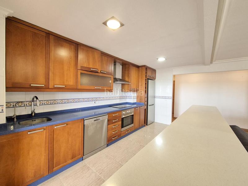 Foto fbea4252-a33c-4e12-bd5c-305c79bef27d. Location appartement avec parking dans El Travaló - Martínez Valero Elche / Elx