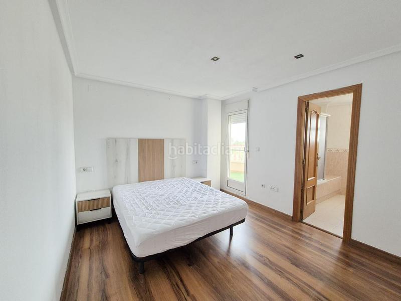 Foto 2195b388-f65f-454e-96a9-5bd0f06d4f59. Rent flat with parking in El Travaló - Martínez Valero Elche / Elx