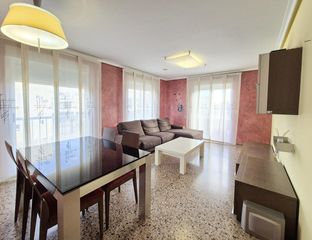 Location Appartement à El Travaló - Martínez Valero. Alquiler amplia vivienda  zona campo de fútbol